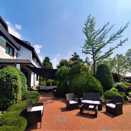 Dreispitz -B&B-Hotel Garni Hofheim am Taunus Buitenkant foto