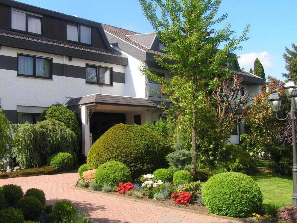 Dreispitz -B&B-Hotel Garni Hofheim am Taunus Buitenkant foto