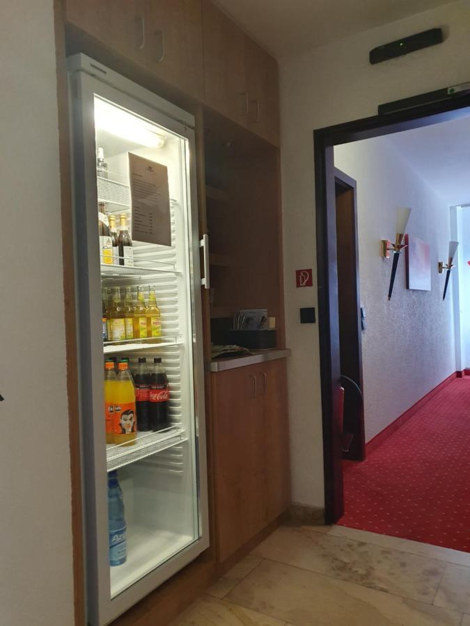 Dreispitz -B&B-Hotel Garni Hofheim am Taunus Buitenkant foto