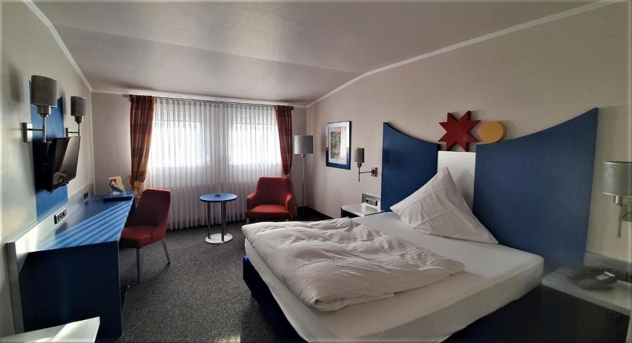 Dreispitz -B&B-Hotel Garni Hofheim am Taunus Buitenkant foto