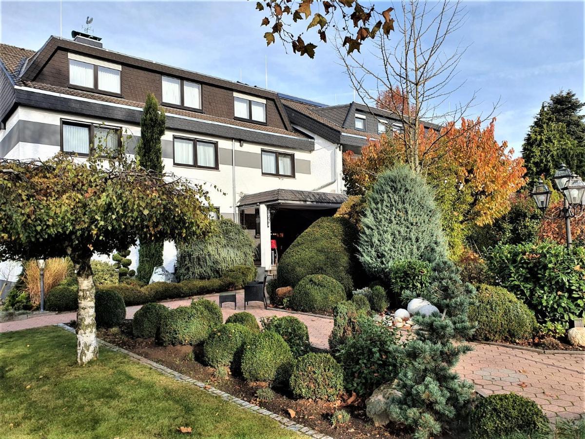Dreispitz -B&B-Hotel Garni Hofheim am Taunus Buitenkant foto